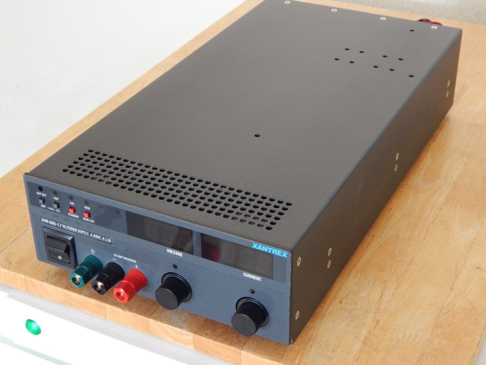 XHR600-1.7 DC Power Supply 0-600V 0-1.7A 1000W M9B (GPIB) XHR600-1.7 DC Power Supply 0-600V 0-1.7A 1000W M9B (GPIB)